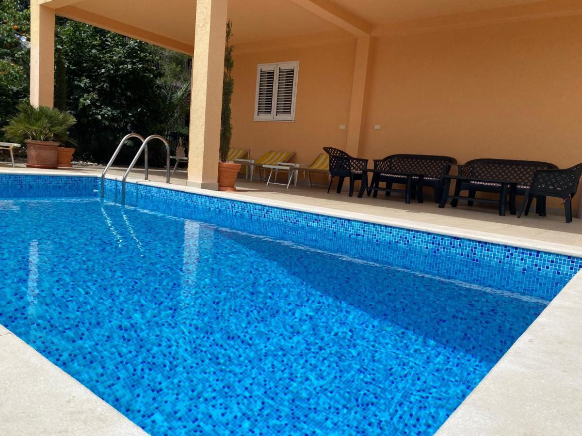 Apartments Villa Viktoria Tivat Eksteriør billede
