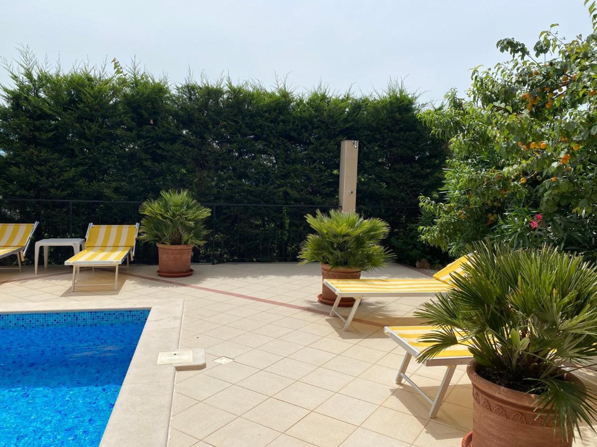 Apartments Villa Viktoria Tivat Eksteriør billede