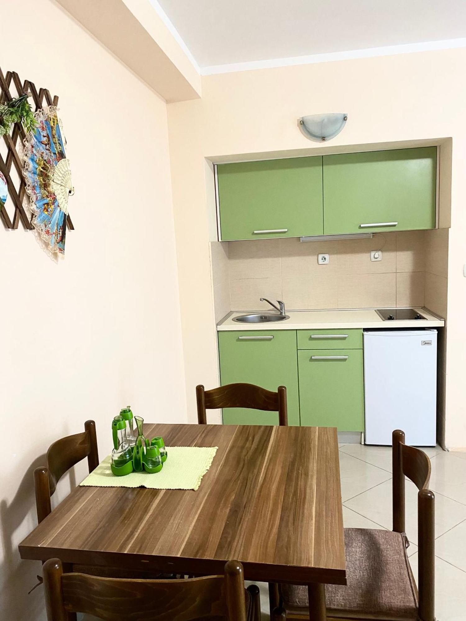 Apartments Villa Viktoria Tivat Eksteriør billede