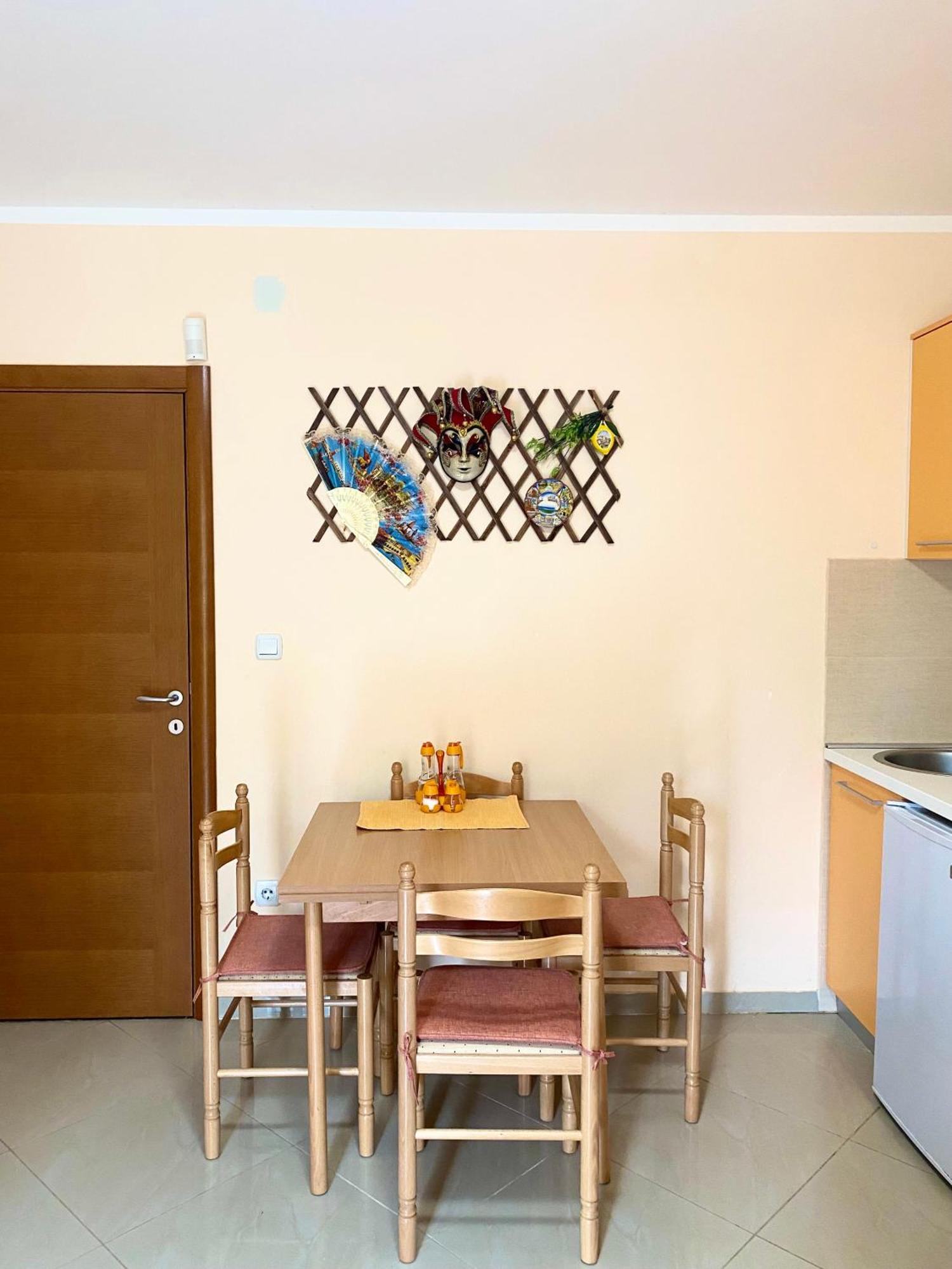 Apartments Villa Viktoria Tivat Eksteriør billede