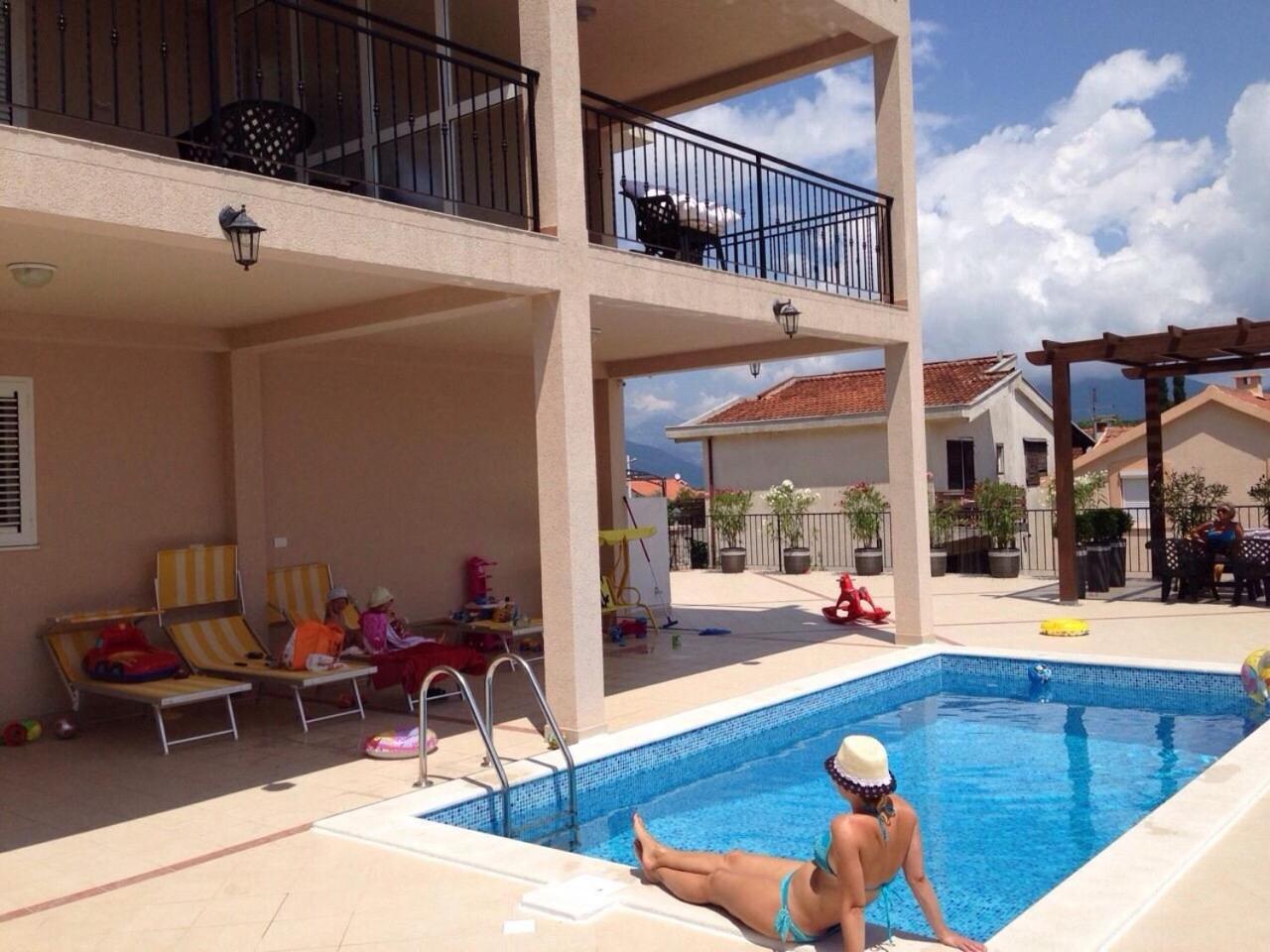 Apartments Villa Viktoria Tivat Eksteriør billede