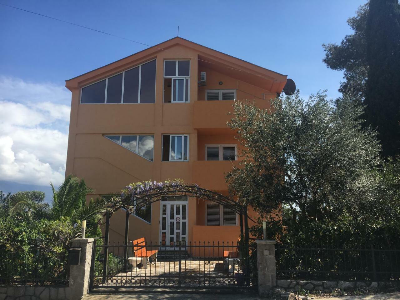 Apartments Villa Viktoria Tivat Eksteriør billede